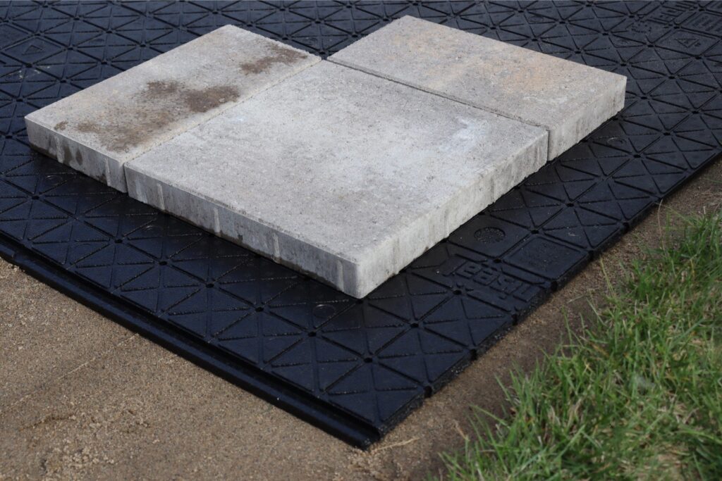Pavés avec base en pavé Techniseal 