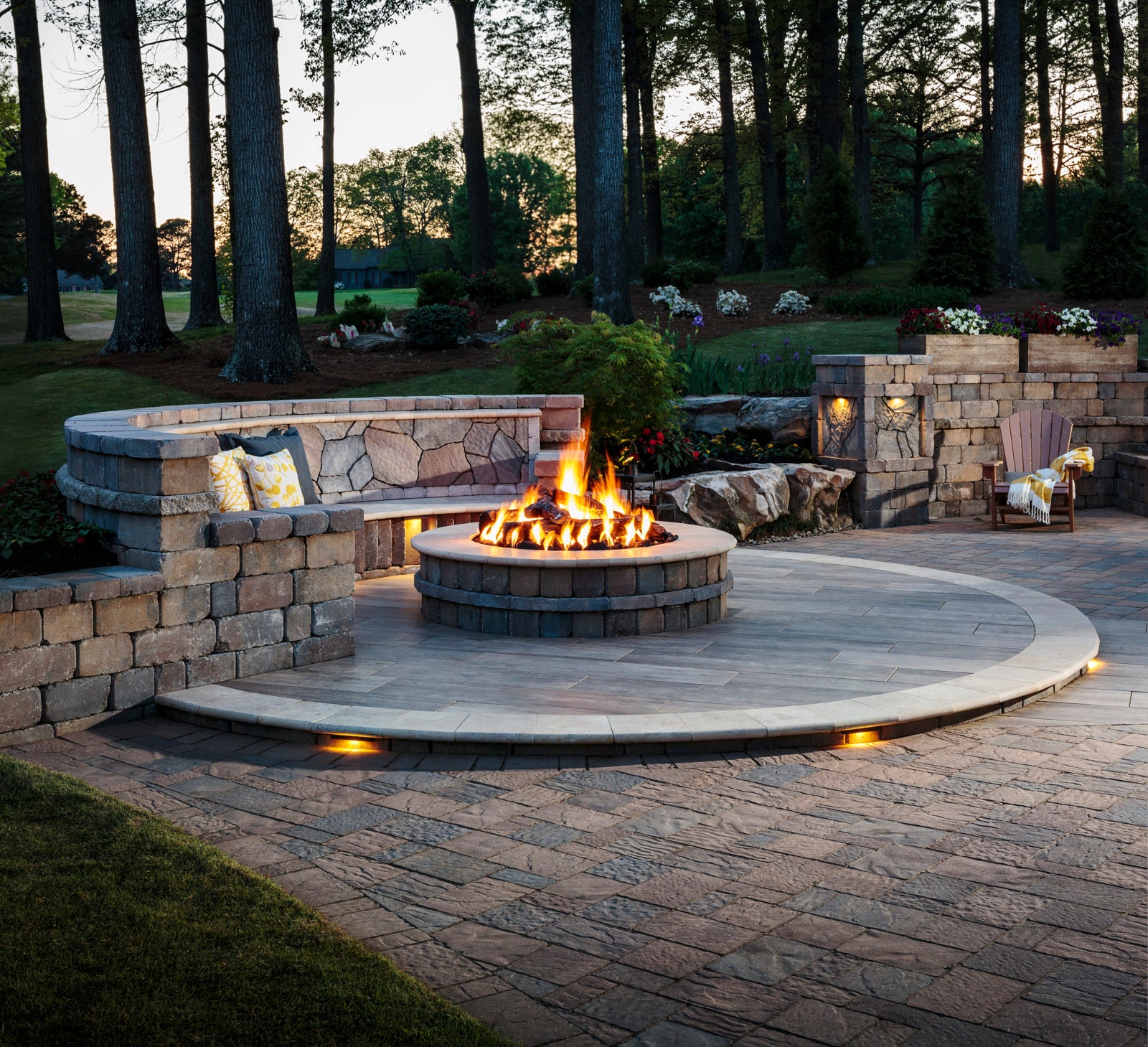 Superbe patio personnalisé pour foyer